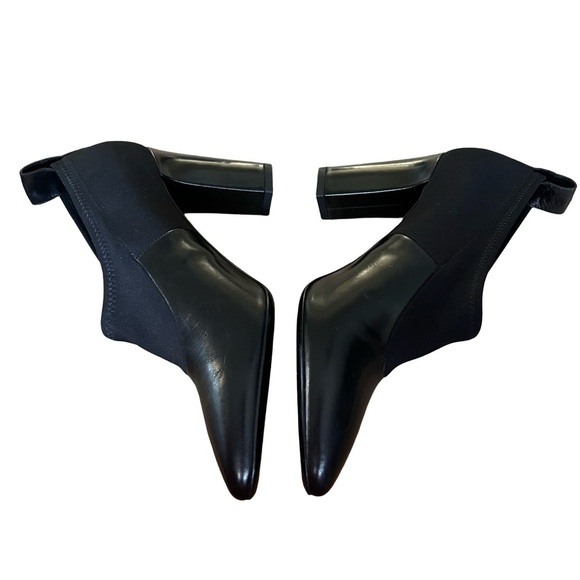 Via Spiga Bayne Black Leather Booties Block Heel Pointed Toe Womens 7.5M Office - Picture 5 of 6